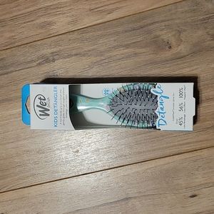 Wet Brush kids detailer ice cream design